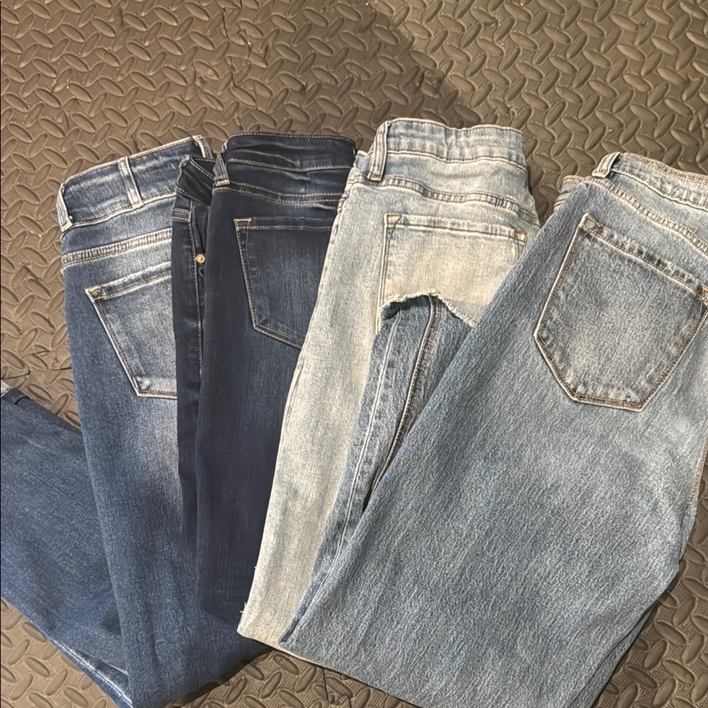 4 pair Kancan Women's Blue Jeans